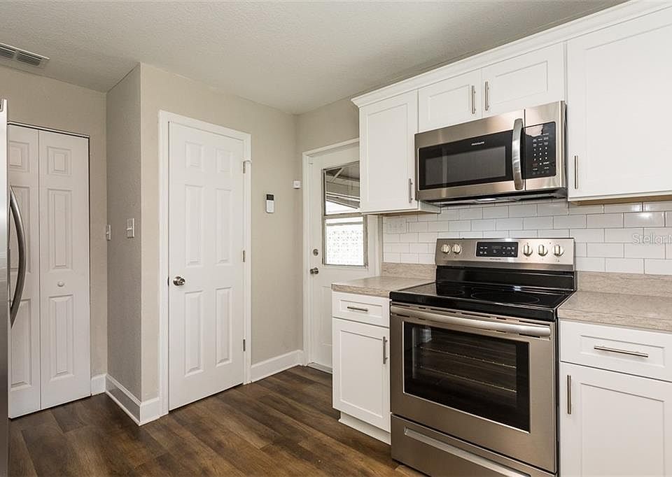 739 Center St Waverly FL Zillow