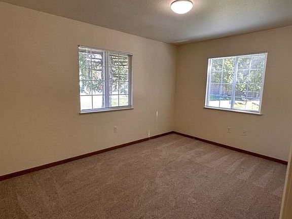5th image of 4175 Greenfish Dr #A
