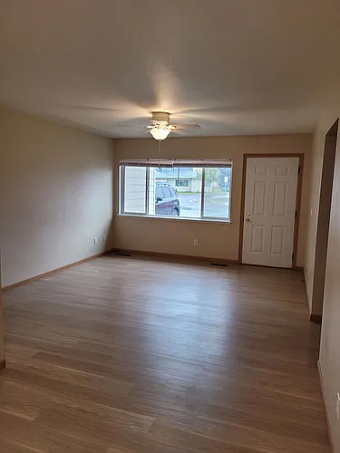 Oak Street Town Homes Photo 1