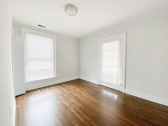 3rd image of 203 Atlantic St #49