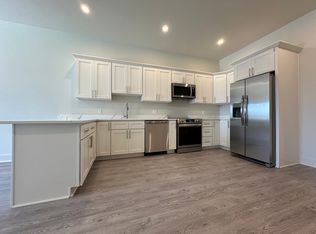 471 Washington St #306, Providence, RI 02903