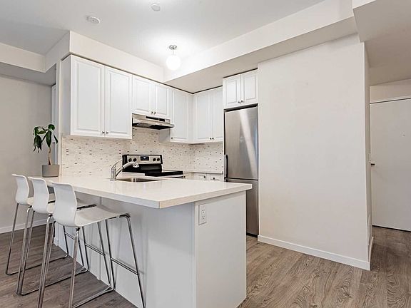 5th image of 400 Alex Gardner Cir #74