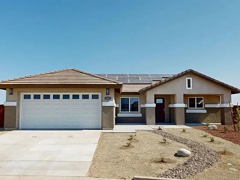 2403 Dale Ct — Photo 1