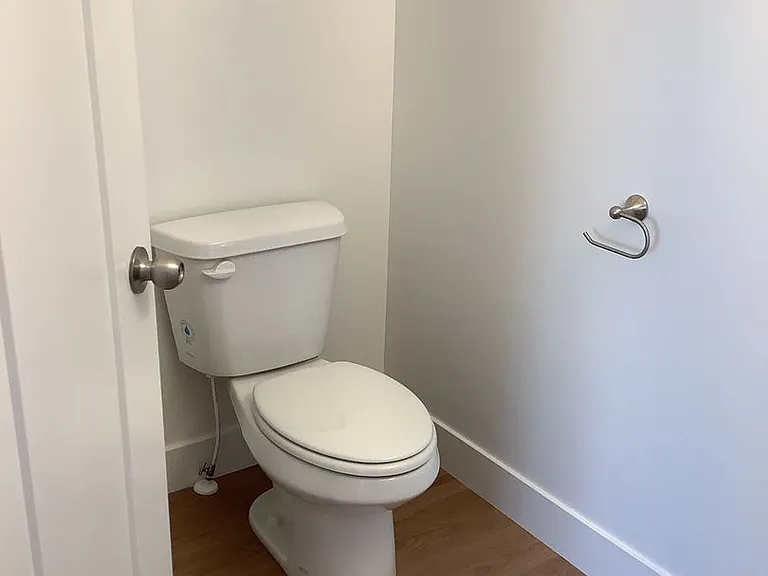 941 N Portman Way — Photo 3