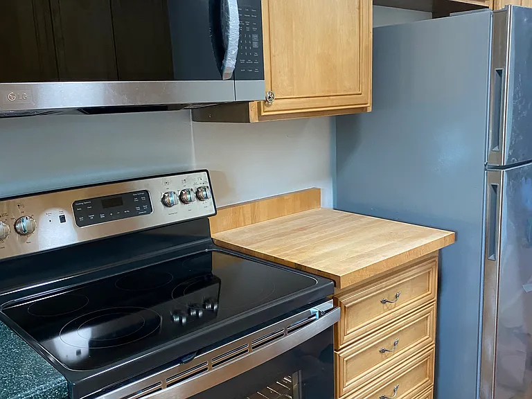 Kitchen stove