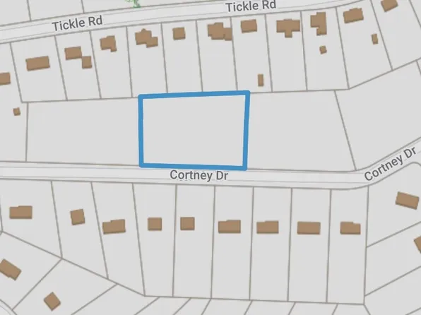 9 Cortney Dr, Westport, MA 02790