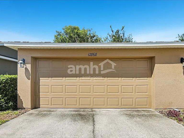 12868 Calderdale Ave — Photo 15