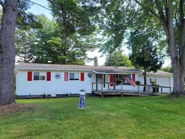 125 11th Ave, Tawas City, MI 48763