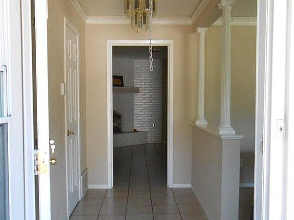 5th image of 205 Hallbrook Dr