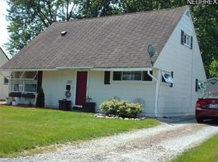 1320 Center Ave, Cuyahoga Falls, OH