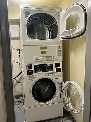 Rented by Pear NYC LLC | media 11