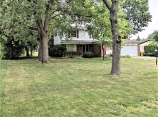 16302 Edwards Ave, Southfield, MI 48076