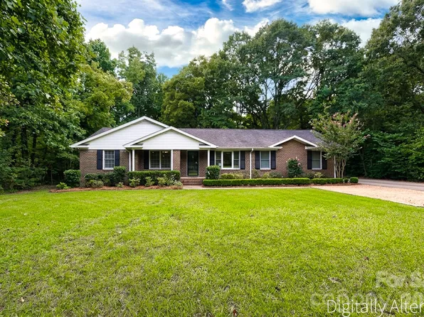 3550 Tree Line Dr, Rock Hill, SC 29732