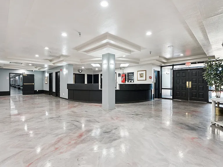 Jubilee Residences — Photo 16