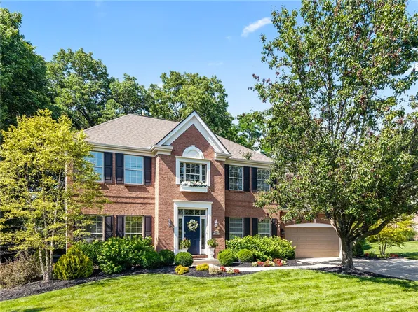 130 Springhouse Dr, Springboro, OH 45066