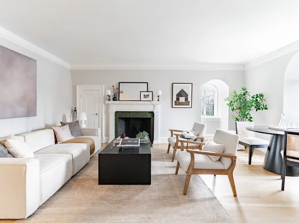 334 Beacon St APT 10, Boston, MA 02116