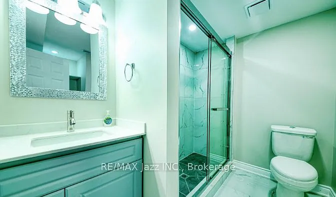 1350 Aldergrove Dr W #LOWER — Photo 10