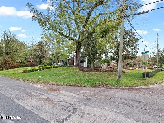 4th image of 4703 KING RICHARD Road