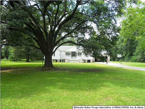 2nd image of 14787 Bon Dickey Dr
