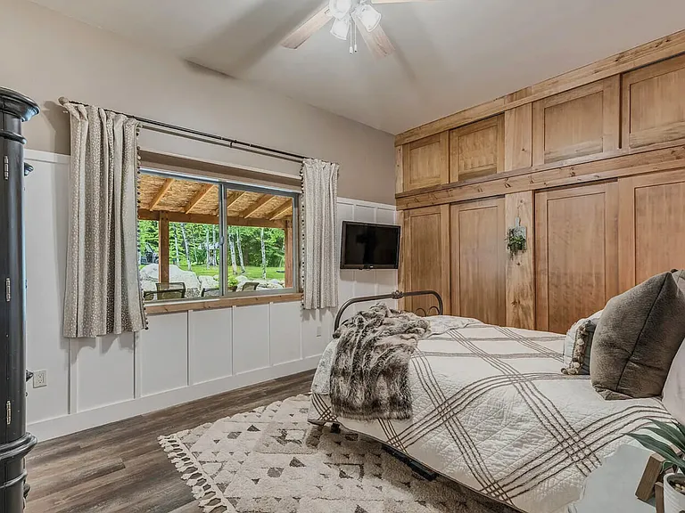 3141 N Riley Creek Rd — Photo 11
