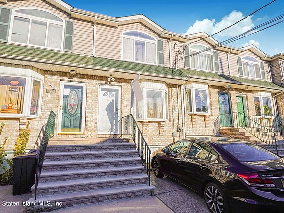 2nd image of 68 Lyceum Ct