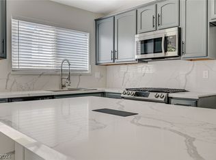 611 Seneca Ridge Ave, North Las Vegas, NV 89084