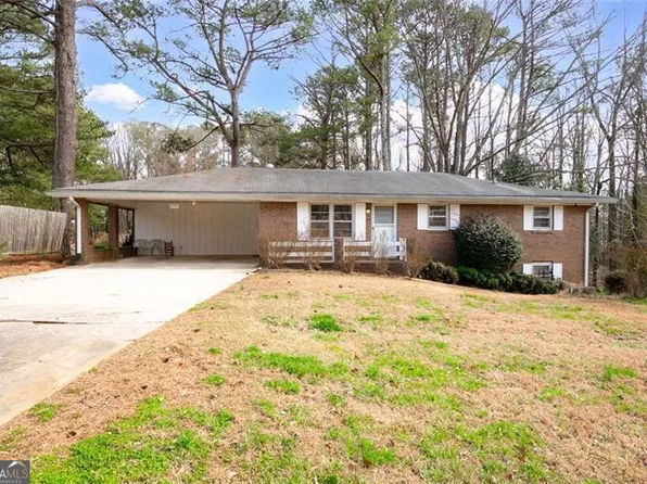 4751 Howard Dr, Powder Springs, GA 30127