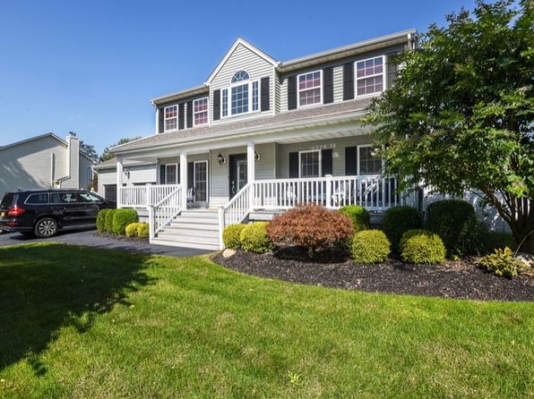 1 Settler Ave