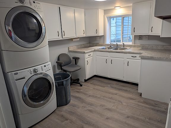 5th image of 52 Deerpath Rd