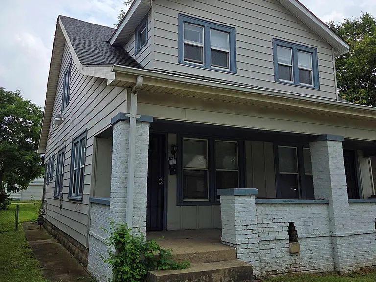 1337 Lee St — Photo 2