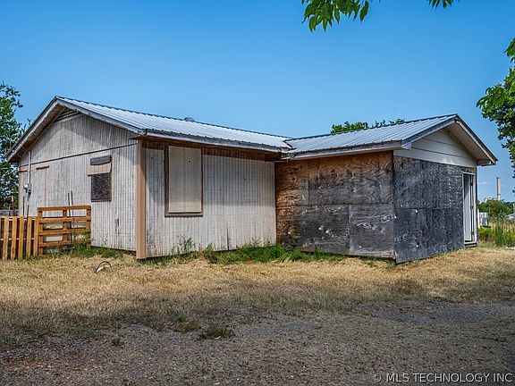 4th image of 22644 Aes Rd