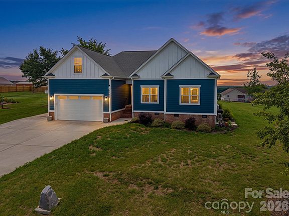 2nd image of 2725 Eagle Dr