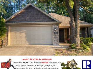 87 E Madrid St, Fayetteville, AR 72703