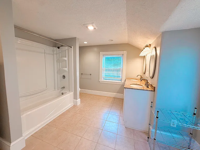 3 Elm St #2 — Photo 10