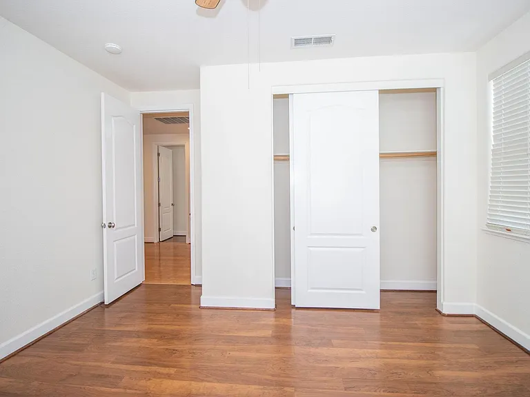 6239 Newhaven Ln — Photo 53