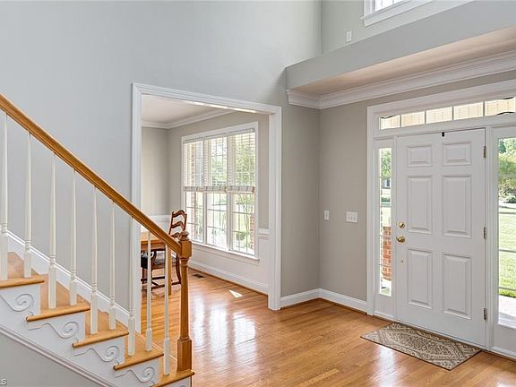 4th image of 708 Chestnut Hill Ct