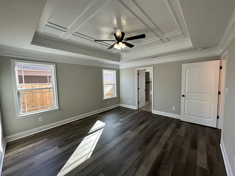 221 Lasso Dr — Photo 14