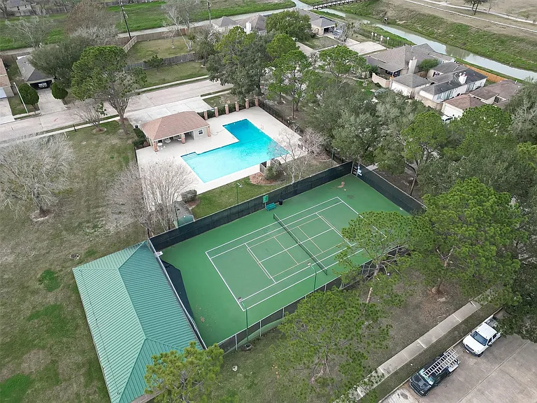 14914 W Bend Dr — Photo 46