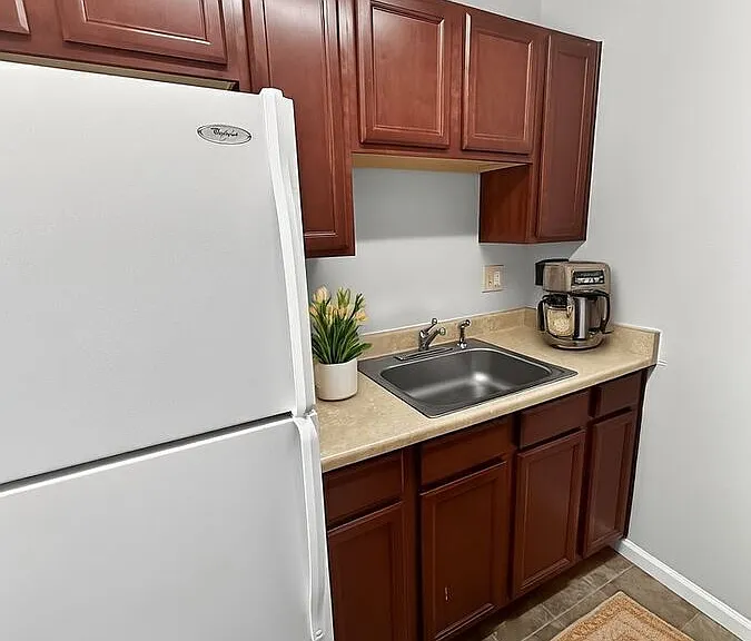 4357 N Chestnut St #202 — Photo 4