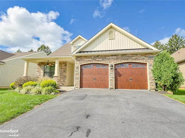 3551 Daylily Dr, Emmaus, PA 18049