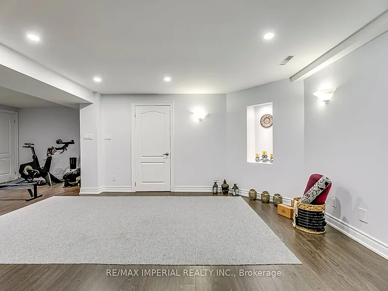 1511 Greenridge Cir — Photo 40