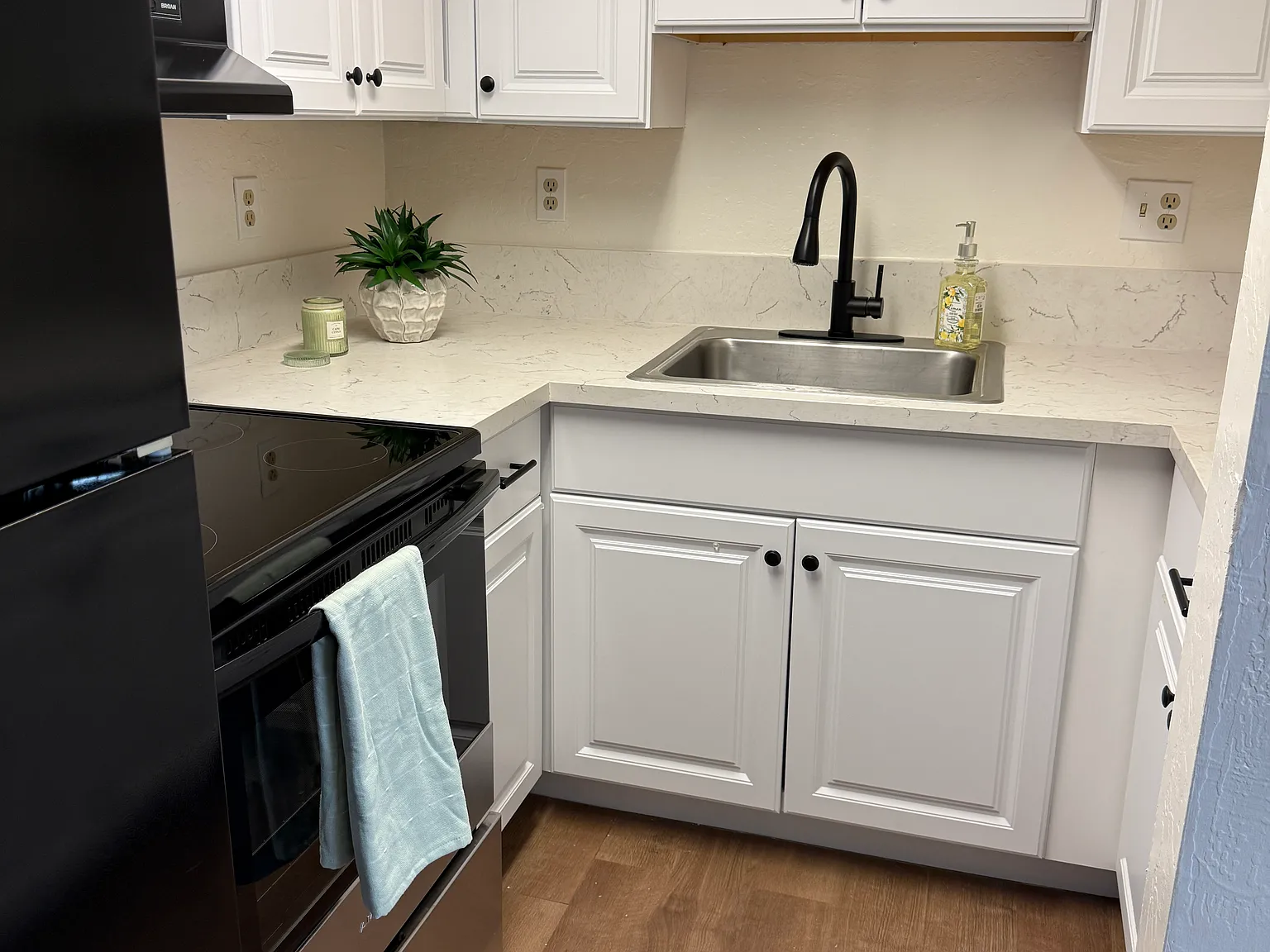 1 bed, 560 sqft, $1,200 — Photo 1