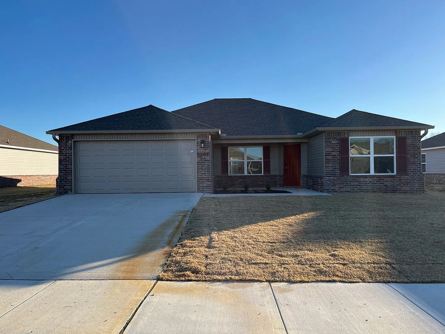 Pre-Leasing Now! Coming Soon | Spacious 4-Bedroom, 2-Bath Home in Somerset — Photo 3