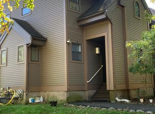 41 Sky View Dr UNIT A, East Stroudsburg, PA 18302