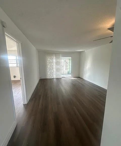 5860 NW 64th Ave #307 — Photo 1