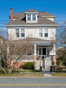 219 Jefferson Ave, Cape Charles, VA, 23310