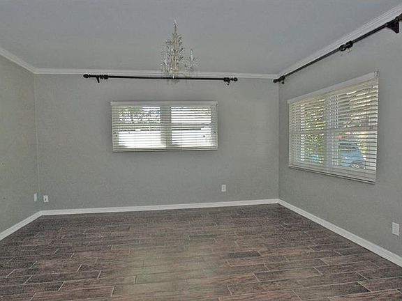 3rd image of 3010 W Bay Villa Ave