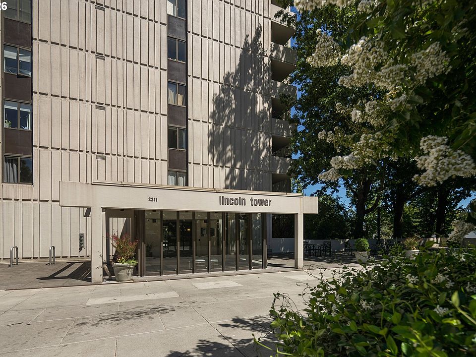 1st image of 2211 SW 1st Ave Unit 1503