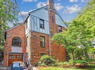 4110 Thornapple St, Chevy Chase, MD 20815