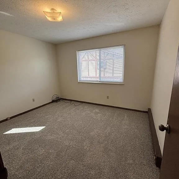211 Dodge Dr #C4 — Photo 10
